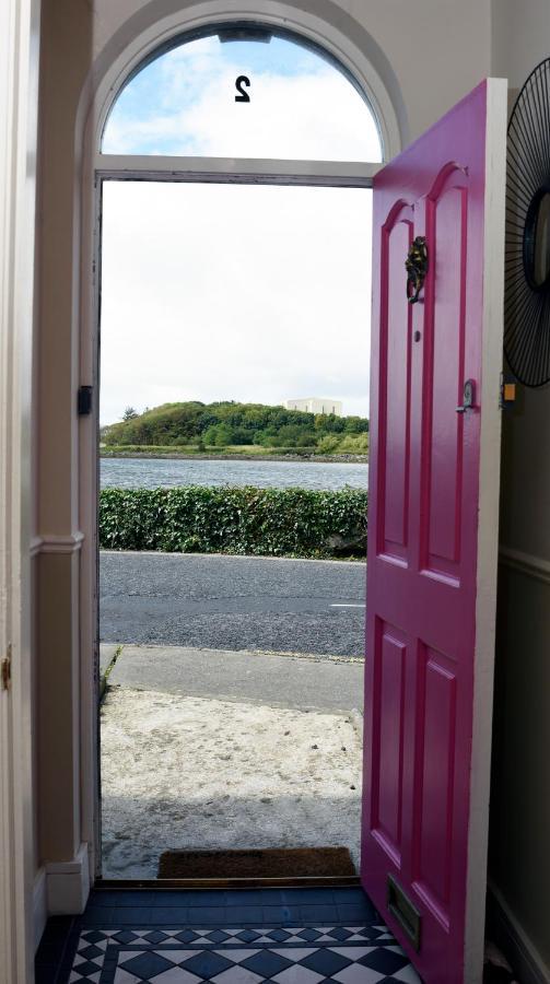 The Pink Door Westport Bed & Breakfast Exterior photo