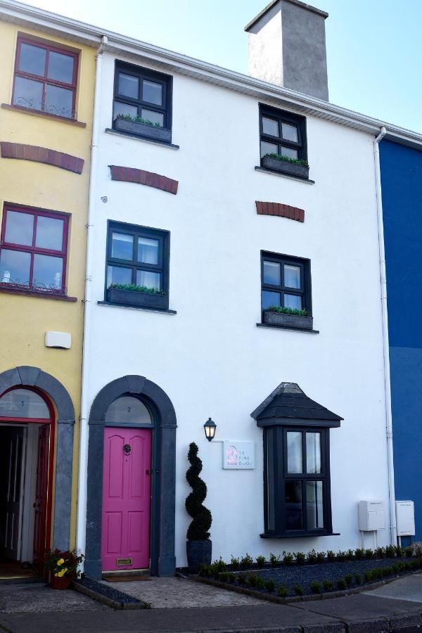 The Pink Door Westport Bed & Breakfast Exterior photo
